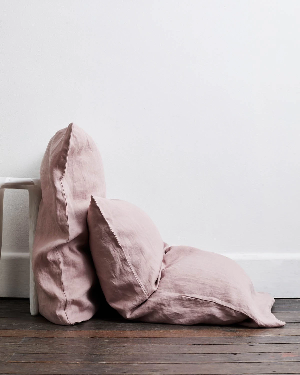 Lavender 100% French Flax Linen Pillowcases (Set Of Two) 3 Lavender 100% French Flax Linen Pillowcases (Set Of Two)