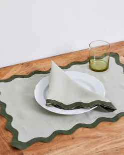 Sage & Olive 100% French Flax Linen Scalloped Napkins (Set Of Four)