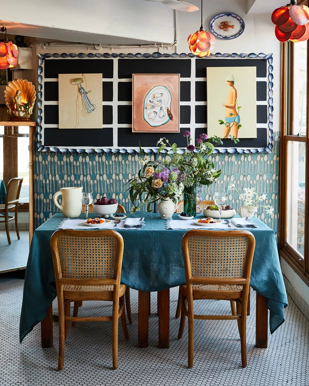 White & Mineral 100% French Flax Linen Scalloped Napkins (Set Of Four) 6 White & Mineral 100% French Flax Linen Scalloped Napkins (Set Of Four) - Image 4