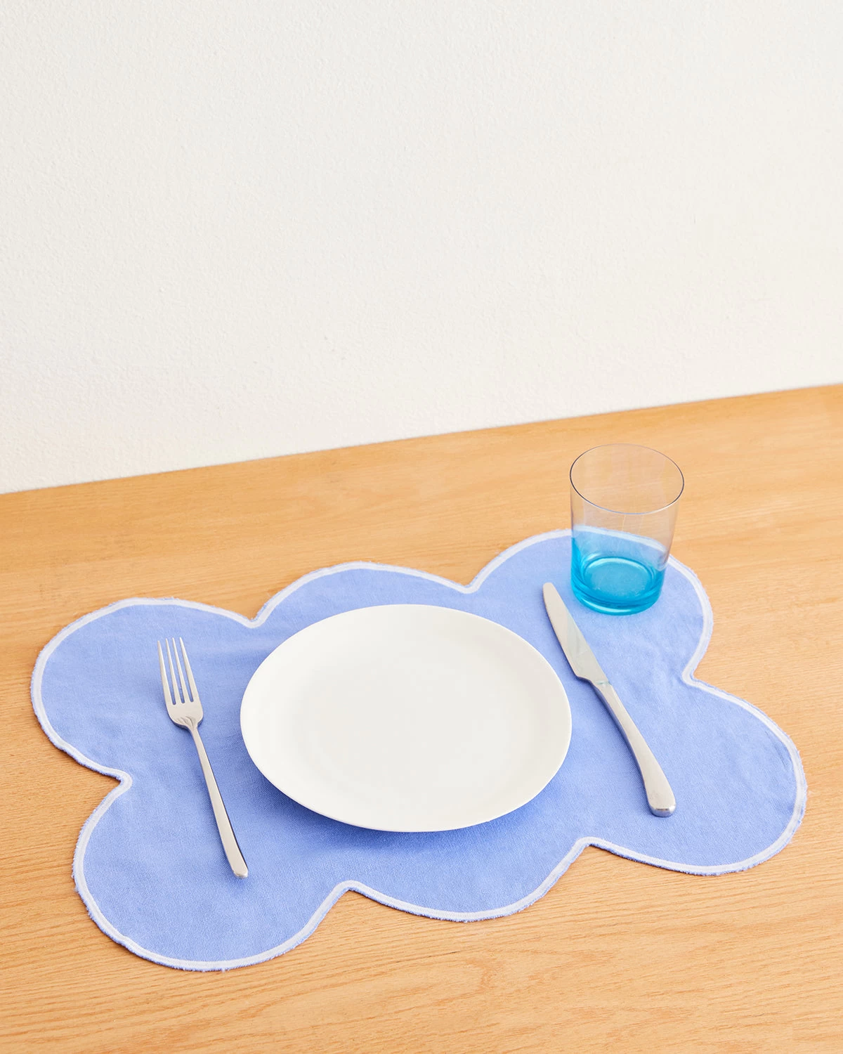 Wildflower & White 100% French Flax Linen Cloud Placemats (Set Of Four) 3 Wildflower & White 100% French Flax Linen Cloud Placemats (Set Of Four)