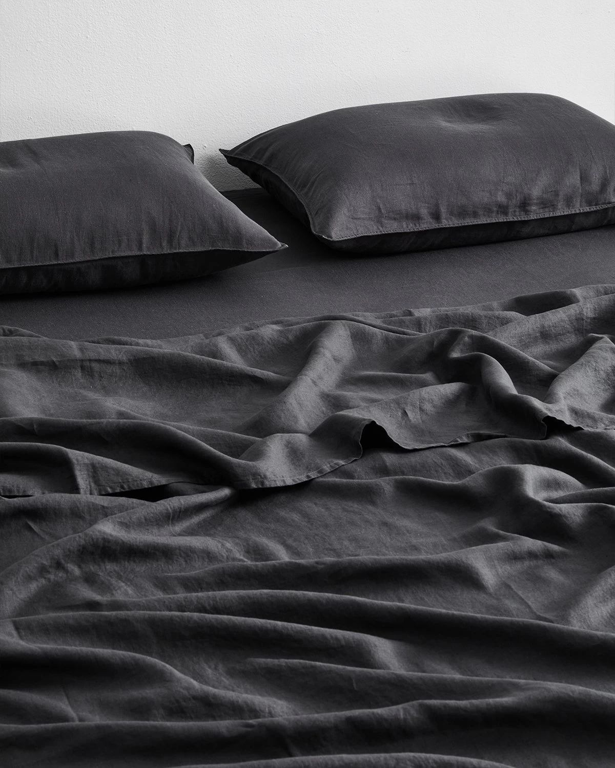Charcoal 100% French Flax Linen Fitted Sheet 4 Charcoal 100% French Flax Linen Fitted Sheet - Image 2