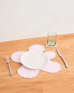 Rosewater & Sage 100% French Flax Linen Flower Placemats (Set Of Four)