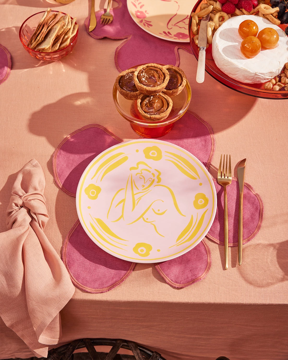 Liv & Dom X Bed Threads 'Amber Bloom' Ceramic Dinner Plate 5 Liv & Dom X Bed Threads 'Amber Bloom' Ceramic Dinner Plate - Image 3