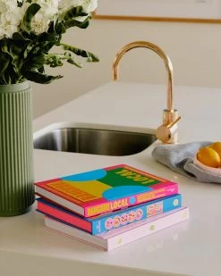 Vietnamese By Uyen Luu -Bed Series Store books1 22835c45 fe81 46b9 a3a4 59f3201a76c1