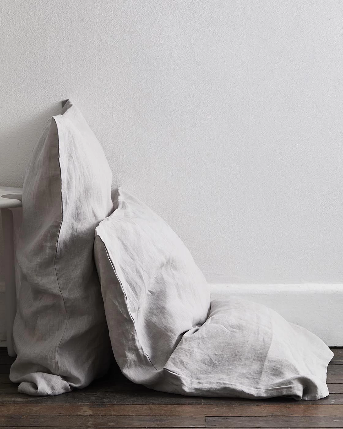 Fog 100% French Flax Linen Pillowcases (Set Of Two) 3 Fog 100% French Flax Linen Pillowcases (Set Of Two)