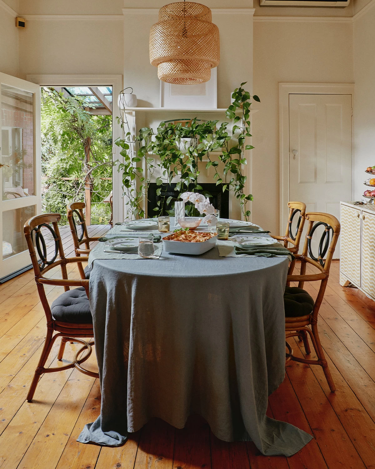 Olive 100% French Flax Linen Napkins (Set Of Four) 6 Olive 100% French Flax Linen Napkins (Set Of Four) - Image 4