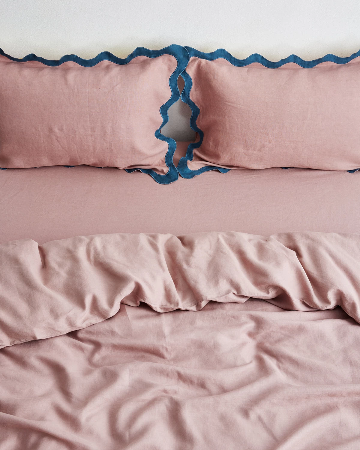 Lavender & Petrol 100% French Flax Linen Scalloped Pillowcases (Set Of Two) 6 Lavender & Petrol 100% French Flax Linen Scalloped Pillowcases (Set Of Two) - Image 4