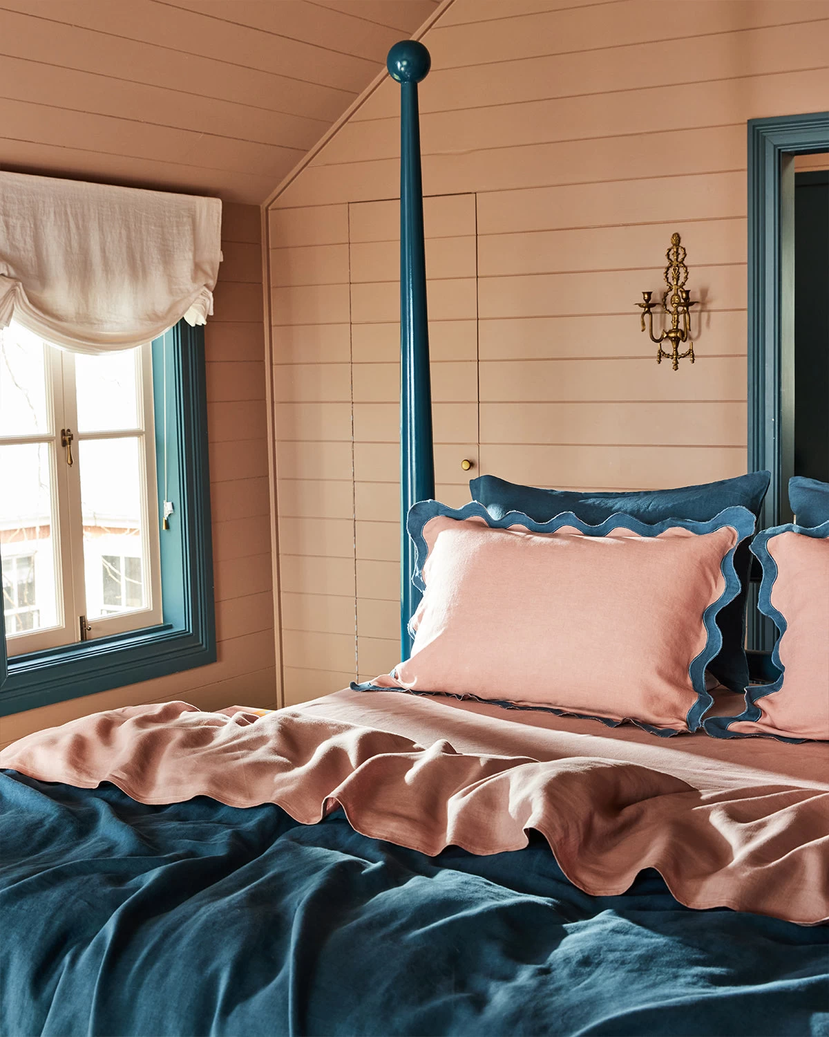 Lavender & Petrol 100% French Flax Linen Scalloped Pillowcases (Set Of Two) 8 Lavender & Petrol 100% French Flax Linen Scalloped Pillowcases (Set Of Two) - Image 6