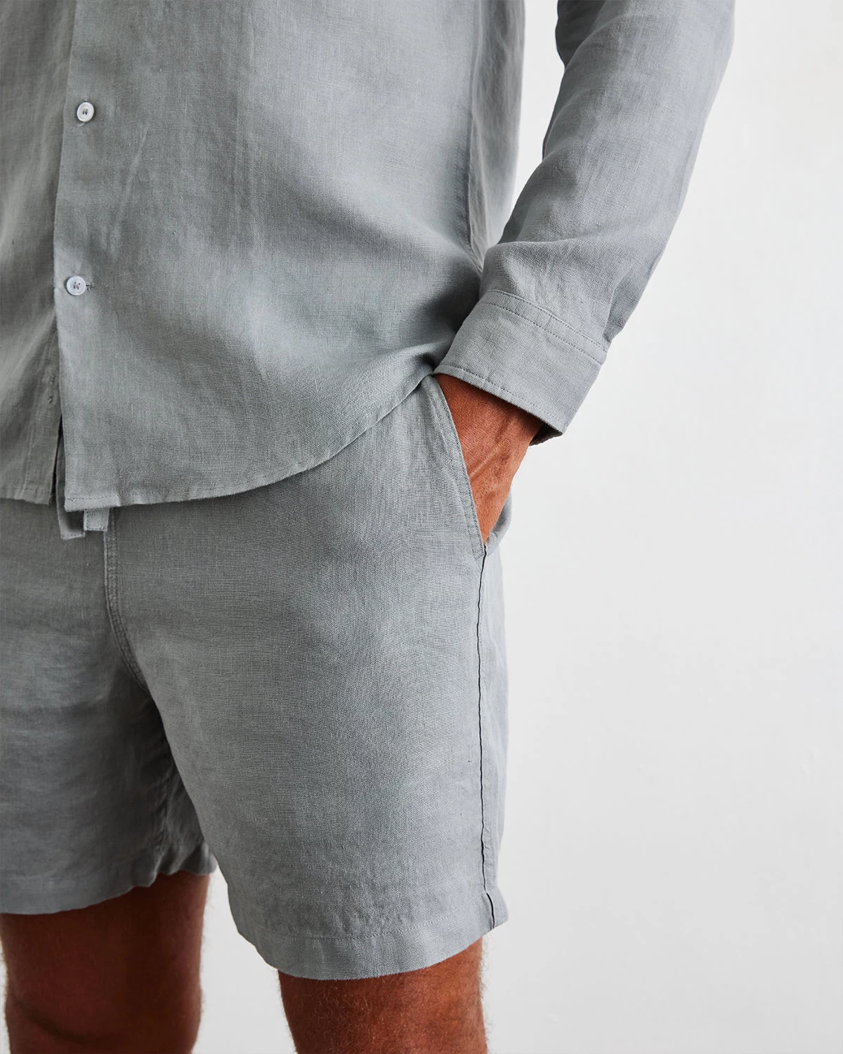 Mineral 100% French Flax Linen Men's Shorts 5 Mineral 100% French Flax Linen Men's Shorts - Image 3