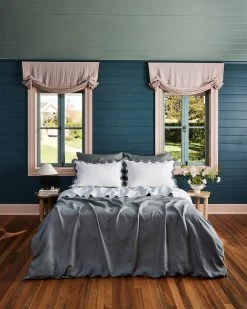 White & Mineral 100% French Flax Linen Scalloped Pillowcases (Set Of Two) 12 White & Mineral 100% French Flax Linen Scalloped Pillowcases (Set Of Two) -Bed Series Store whtmin5